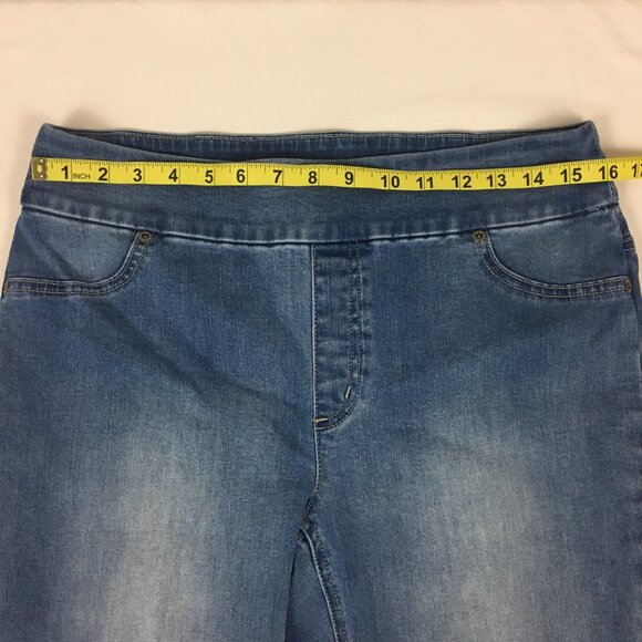 Chico's Perfect Stretch Pull-On Jeans Light Wash Size 0.5 - Picture 9 of 12